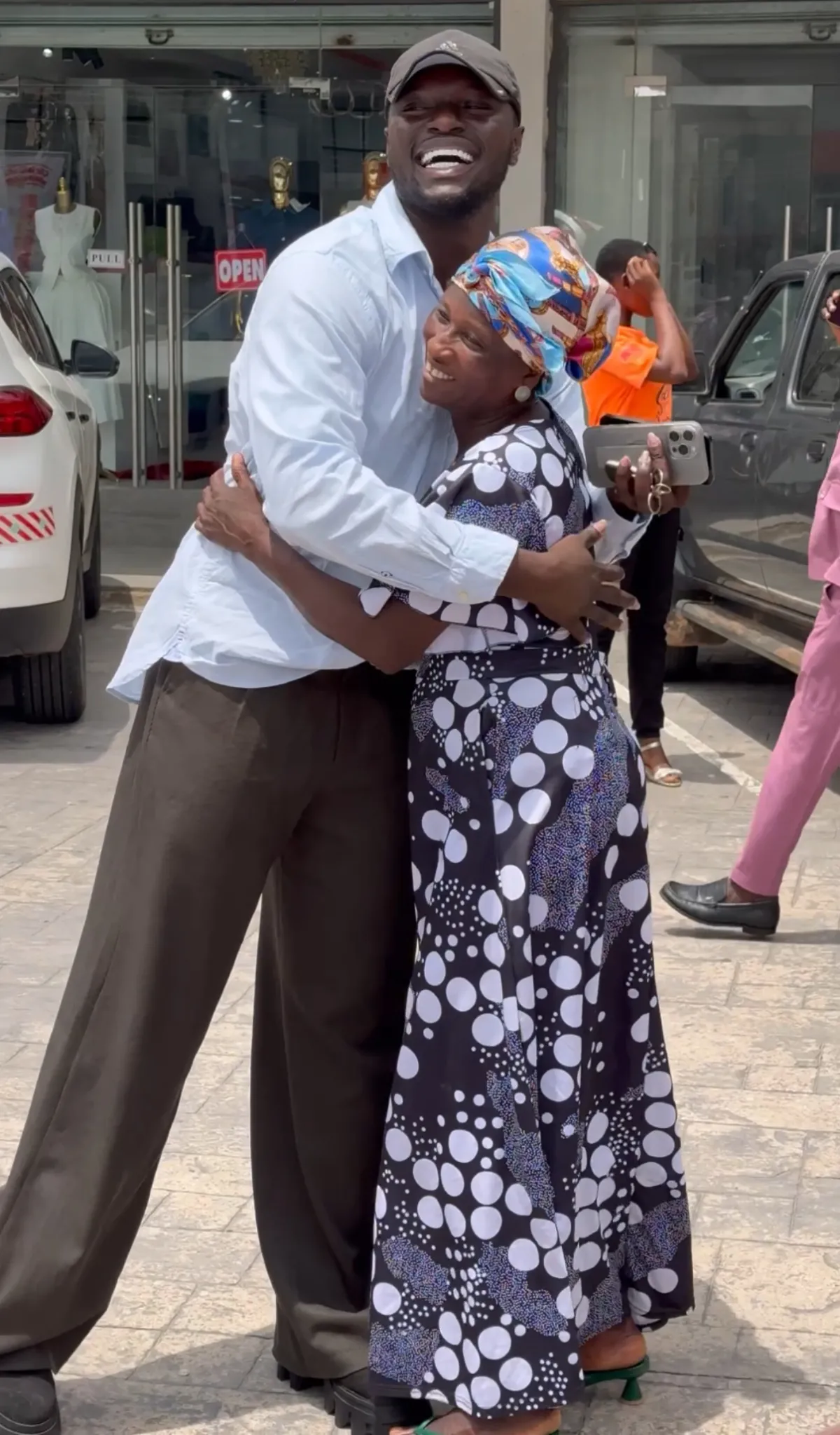 60-Year-Old Fruit Seller Who Refused to Give Up